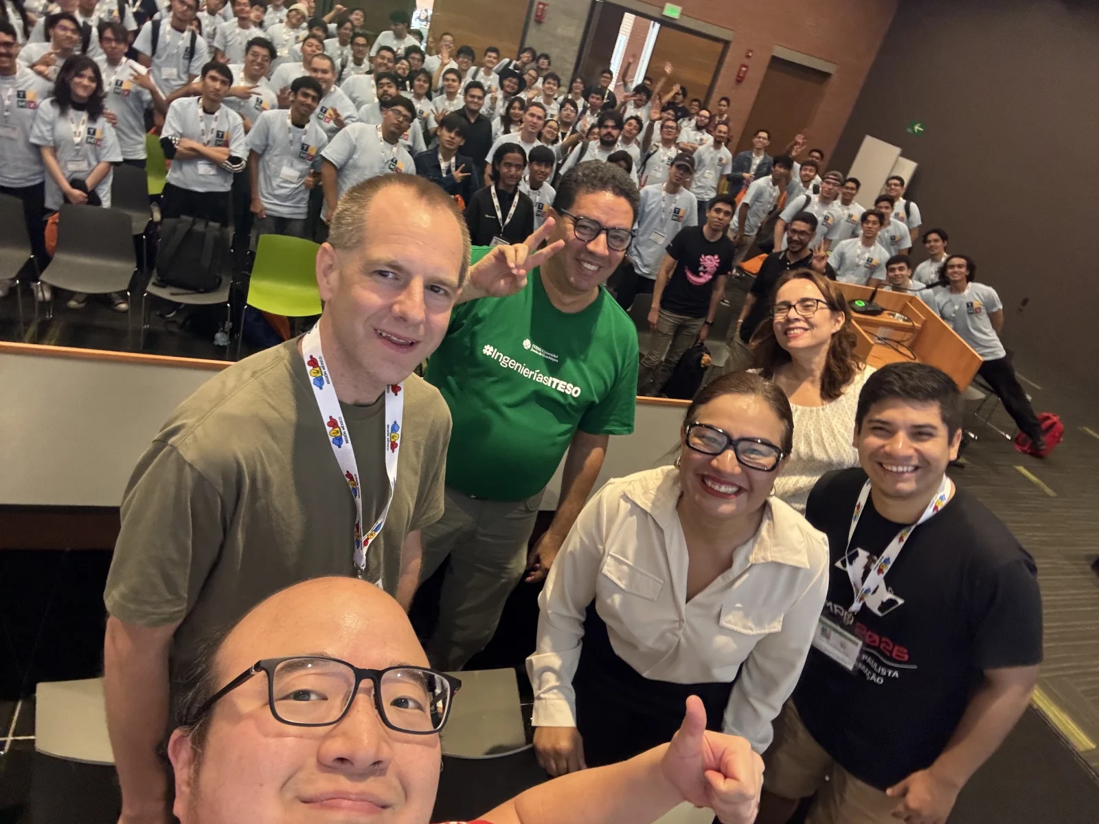 Christian Lim with Gabriela, Carlos, fellow trainers, organizers, and participants at Training Camp México in Guadalajara